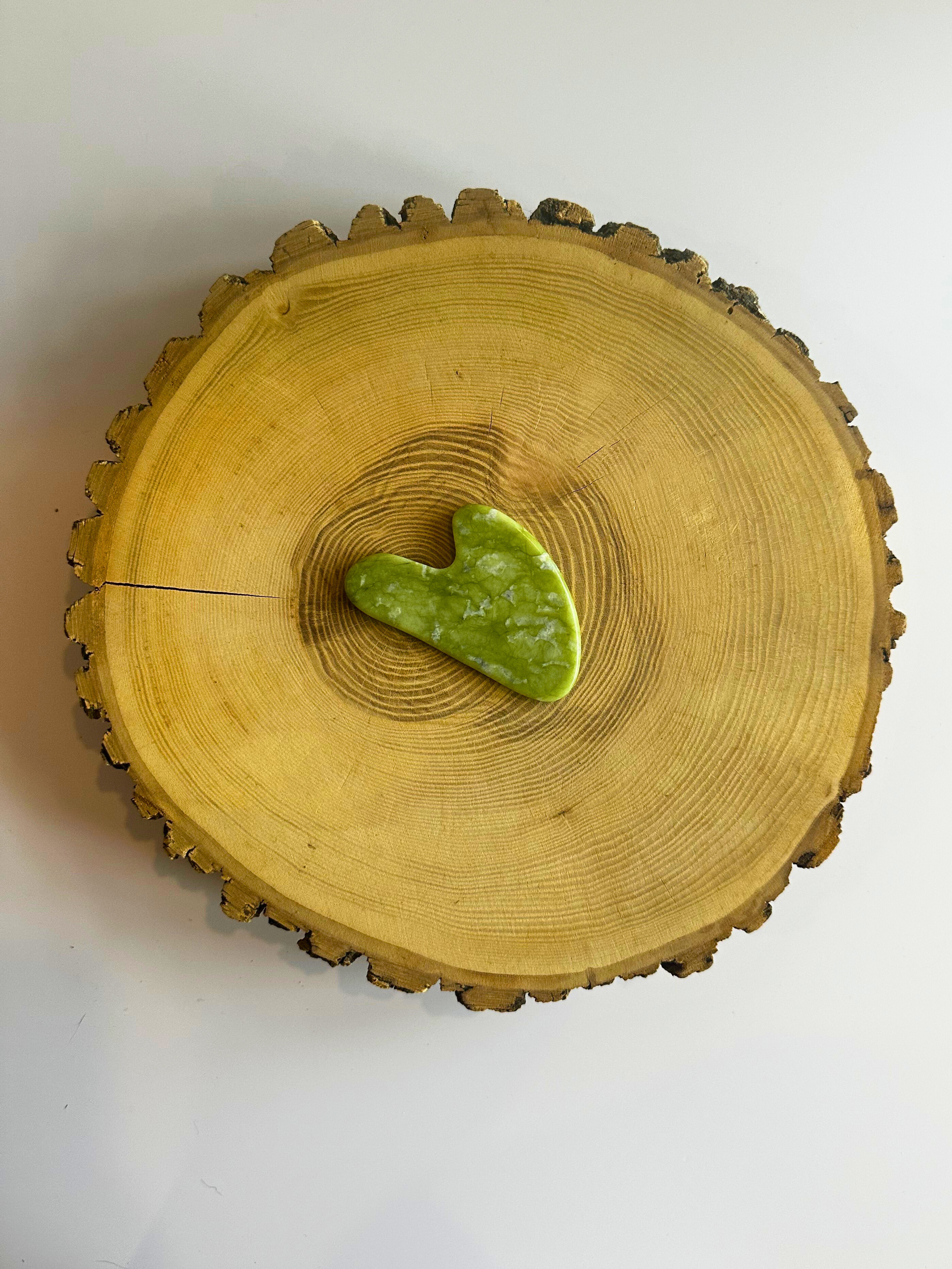 Gua Sha Facial Lifting Tool